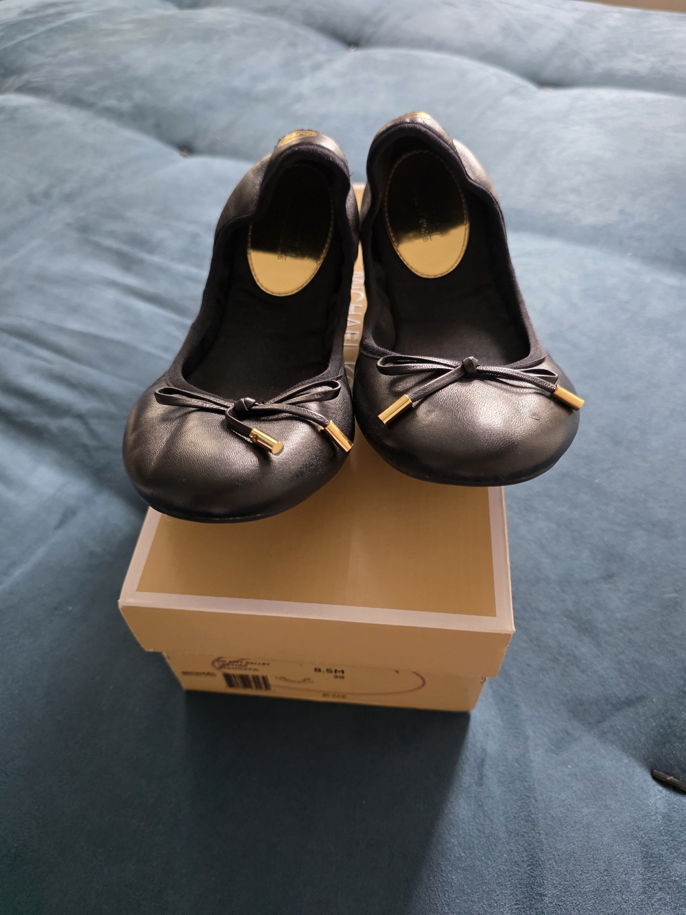 MICHAEL Michael Kors Black Leather Ballet Flats with 8.5